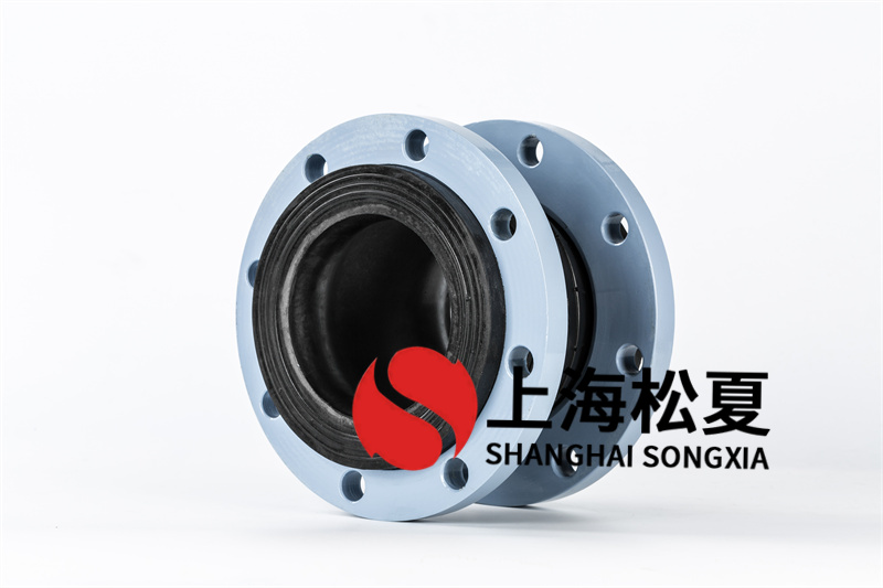 化工行業(yè)純水設(shè)備使用DN125可曲饒橡膠接頭.jpg